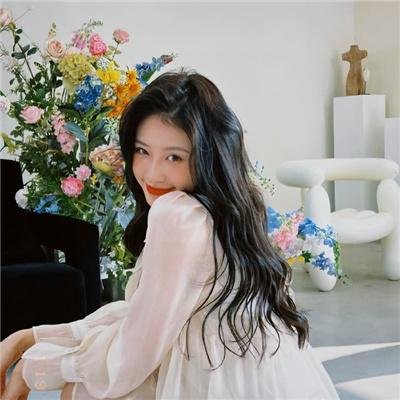 红色尾翼